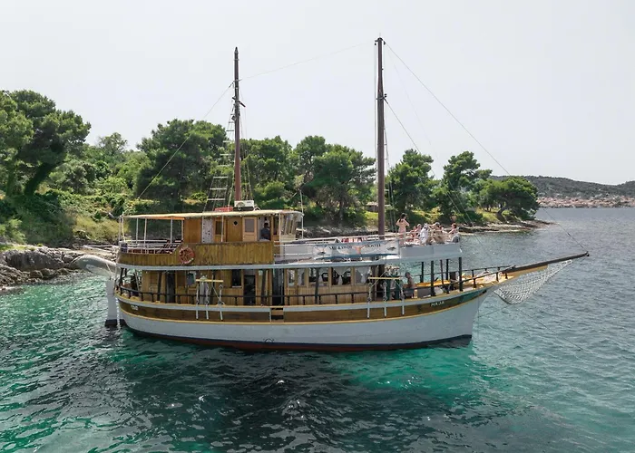 Rhythm Floating Accom - Сплит